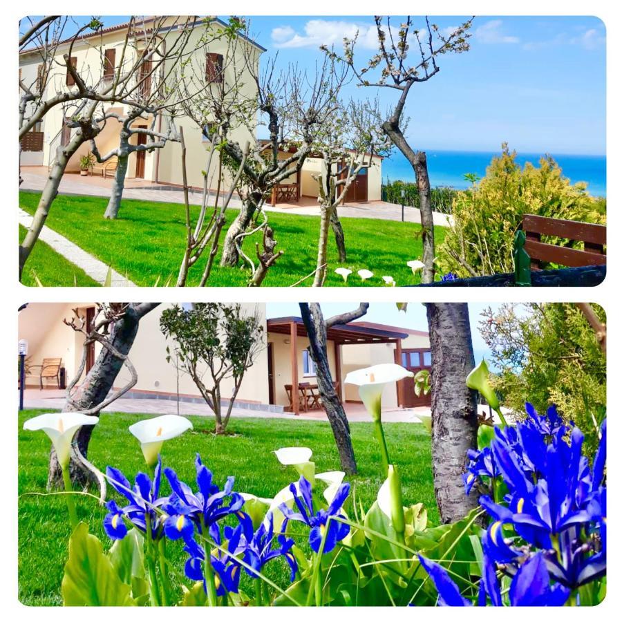 Casa Vacanze Con Vista Mare E Giardino - Amanecer Marzocca di Senigallia Ngoại thất bức ảnh
